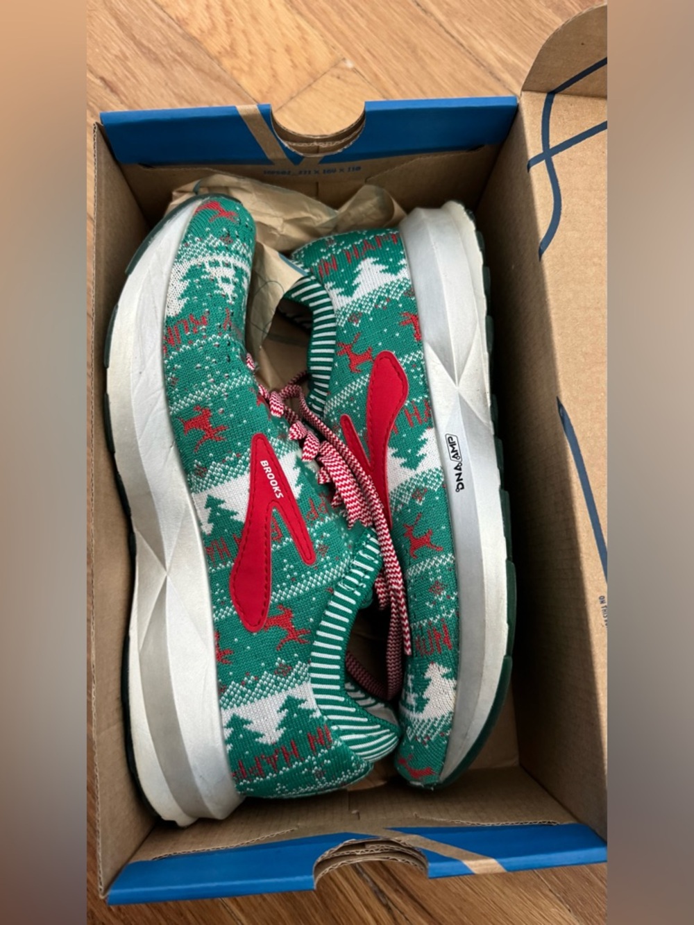 Brooks Levitate 2 Women’s Ugly Sweater Merry Christmas Running Sneakers